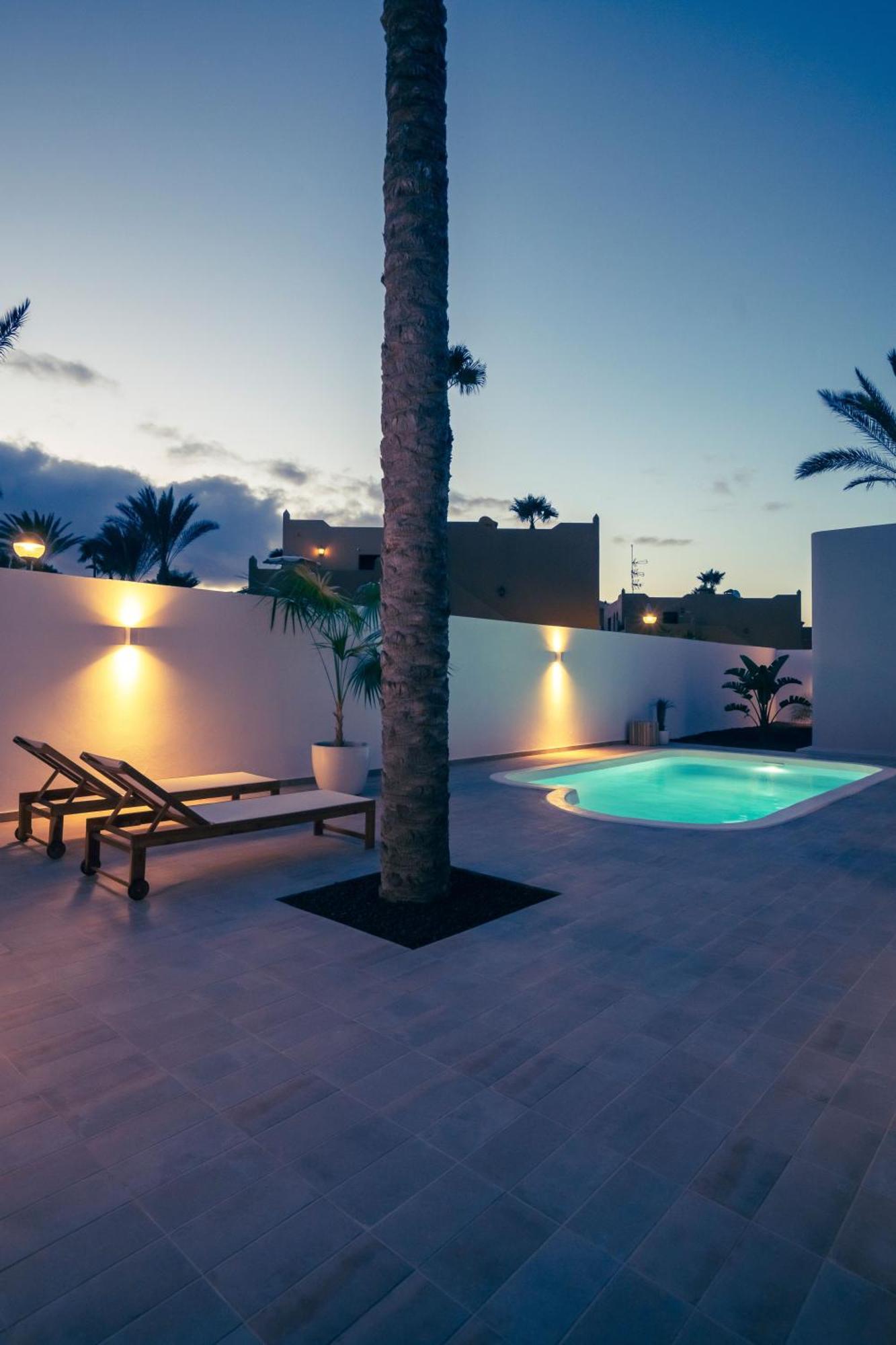 Villa Tropico - Design House With Pool In Corralejo Luaran gambar